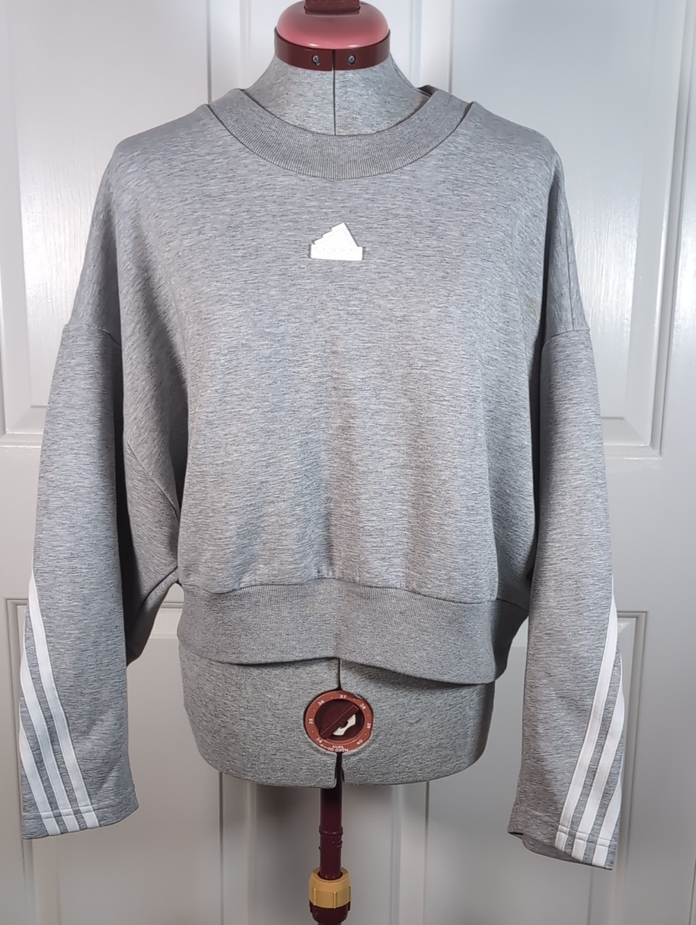 Adidas Future Icons 3-Stripes Medium Grey Heather Cropped Crewneck Sweatshirt M
